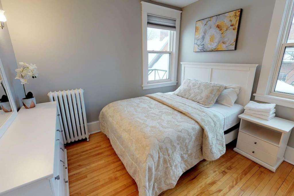 오타와 Bright, Clean, Private. In The Heart Of Downtown! Parking, Wi-Fi And Netflix Included 아파트 외부 사진
